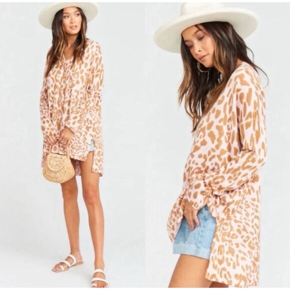 Show me your mumu cliffside leopard print tunic sweater - Picture 2 of 8